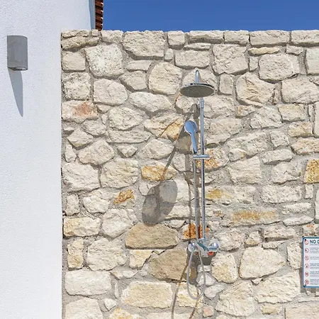 Eveland Accessible * Sfáka